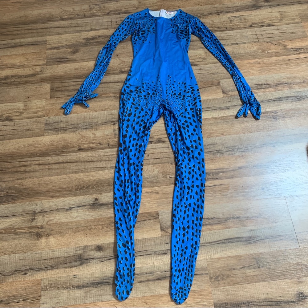 Mystic costume